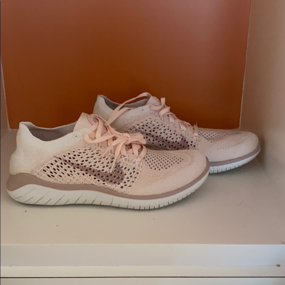 Nike free shoes